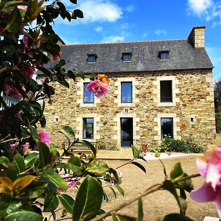 Hotel La Ferme De Kersa Ploubazlanec Esterno foto